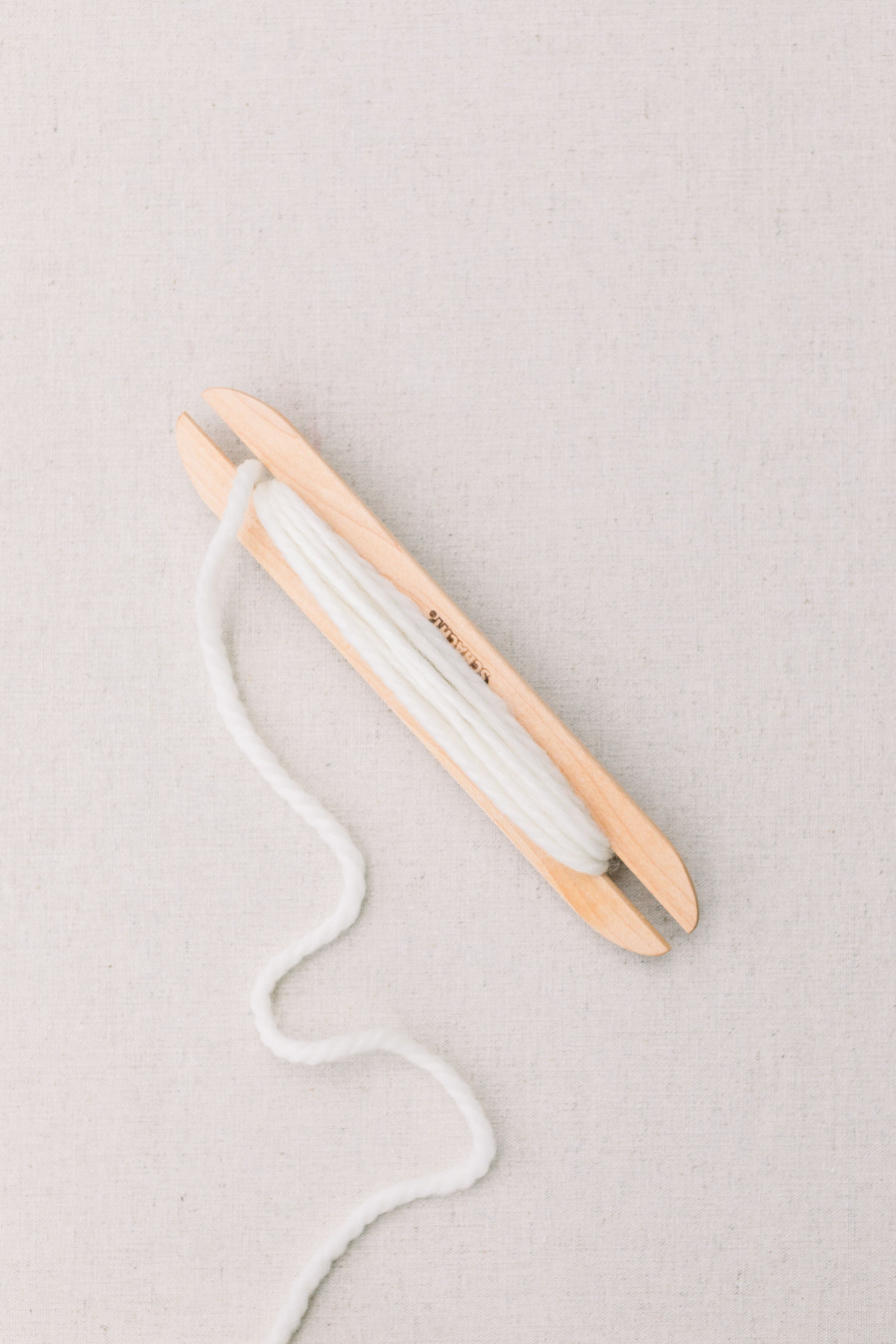 Beginner rigid heddle loom weaving class at Rumpelstiltskin in